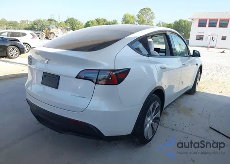 2022 Tesla Model Y from USA, damaged, VIN 7SAYGDEE5NF516604